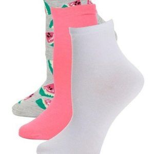 HUE 3 Pack Crew Socks NWT